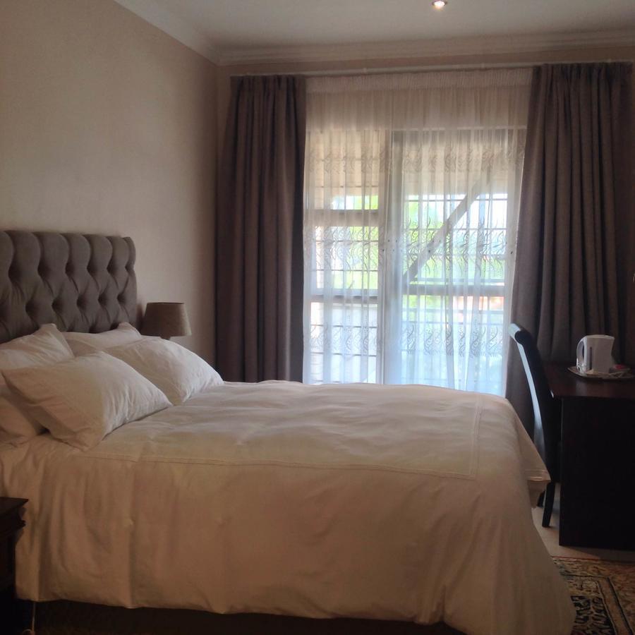 Vinolux Guest House Mthatha Exterior foto